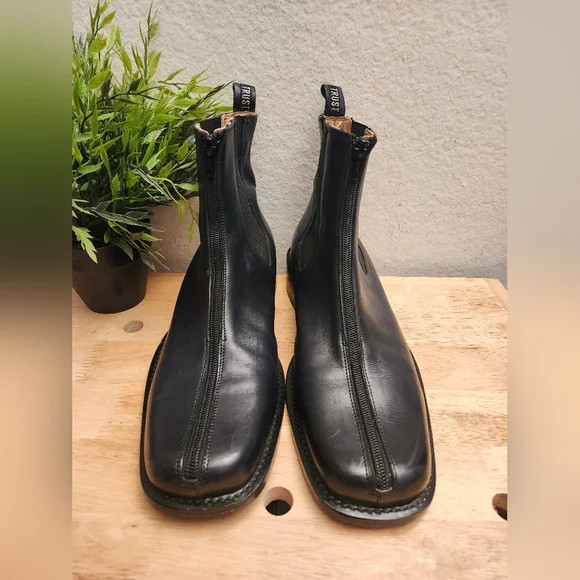 MOSCHINO Mens 11 EU 44‎ Vero Cuoio Classic Chelsea Captoe Navy Leather Boots